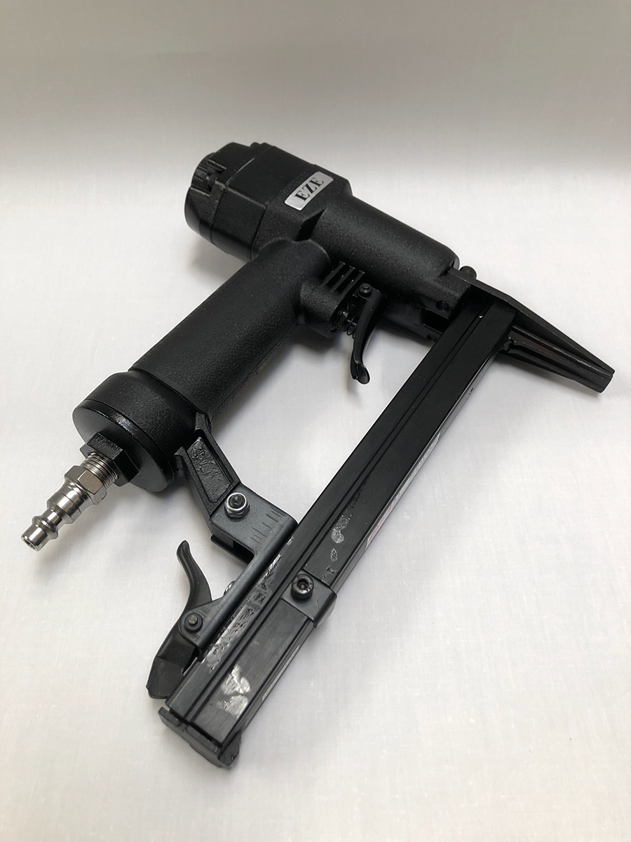 EZE TC-08 Short Nose Staple Gun - 3/8" Crown Pneumatic Staple Tool