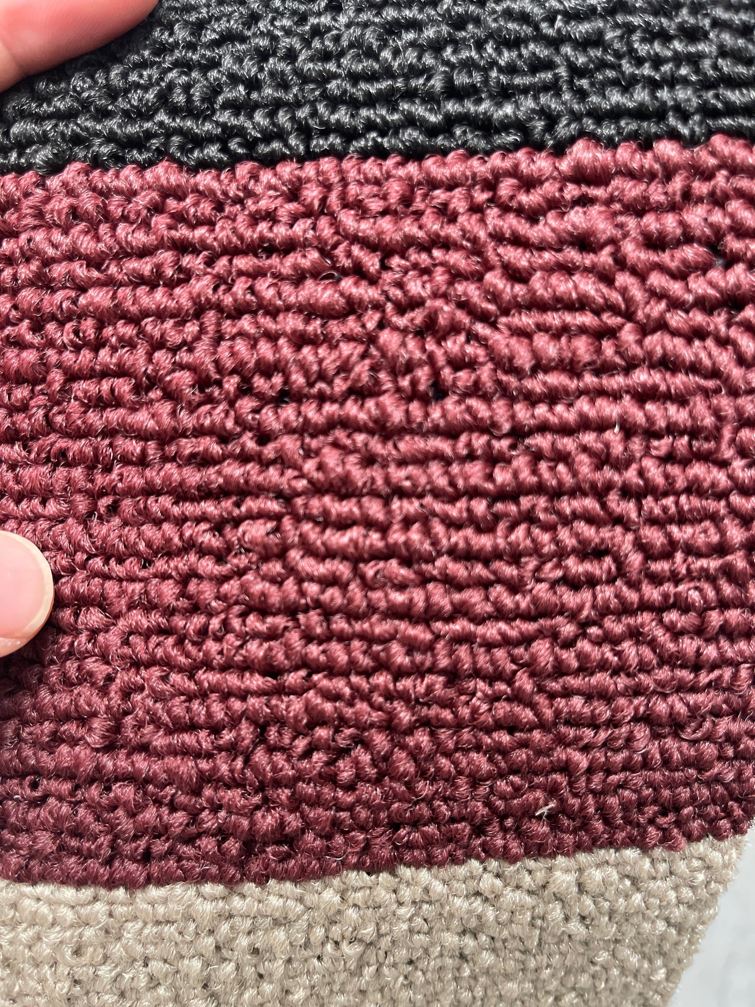 Loop Carpet Red Automotive Claic tyle 80 Inch Loop Carpet Red Automotive Claic tyle 80 Inch